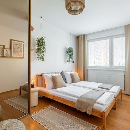 Duna Retreat: City Serenity Братислава Екстер'єр фото